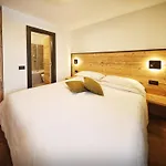 Th - Planibel Ξενοδοχείο με διαμερίσματα 4*